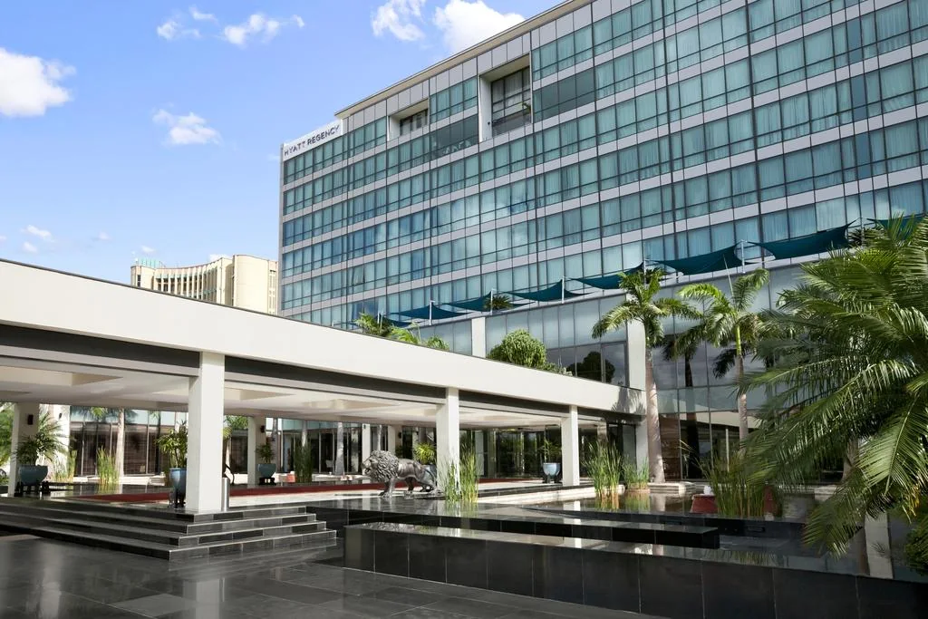 Arrival entrance at Hyatt Regency Dar es Salaam, The Kilimanjaro