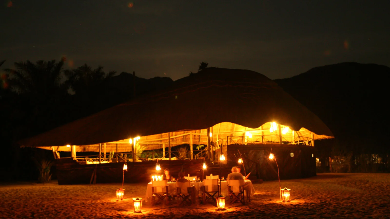 Third exterior view of Mango Tree Bandas