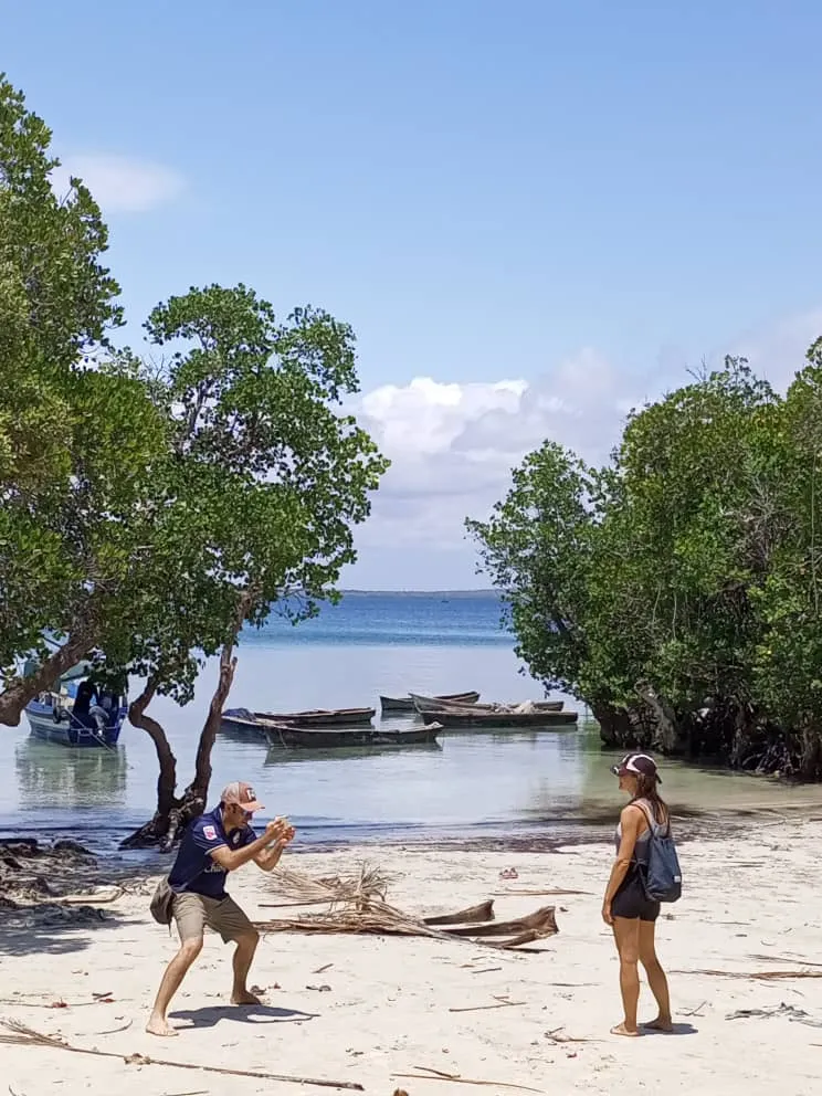Kilwa Kisiwani historische ruïnes en kust