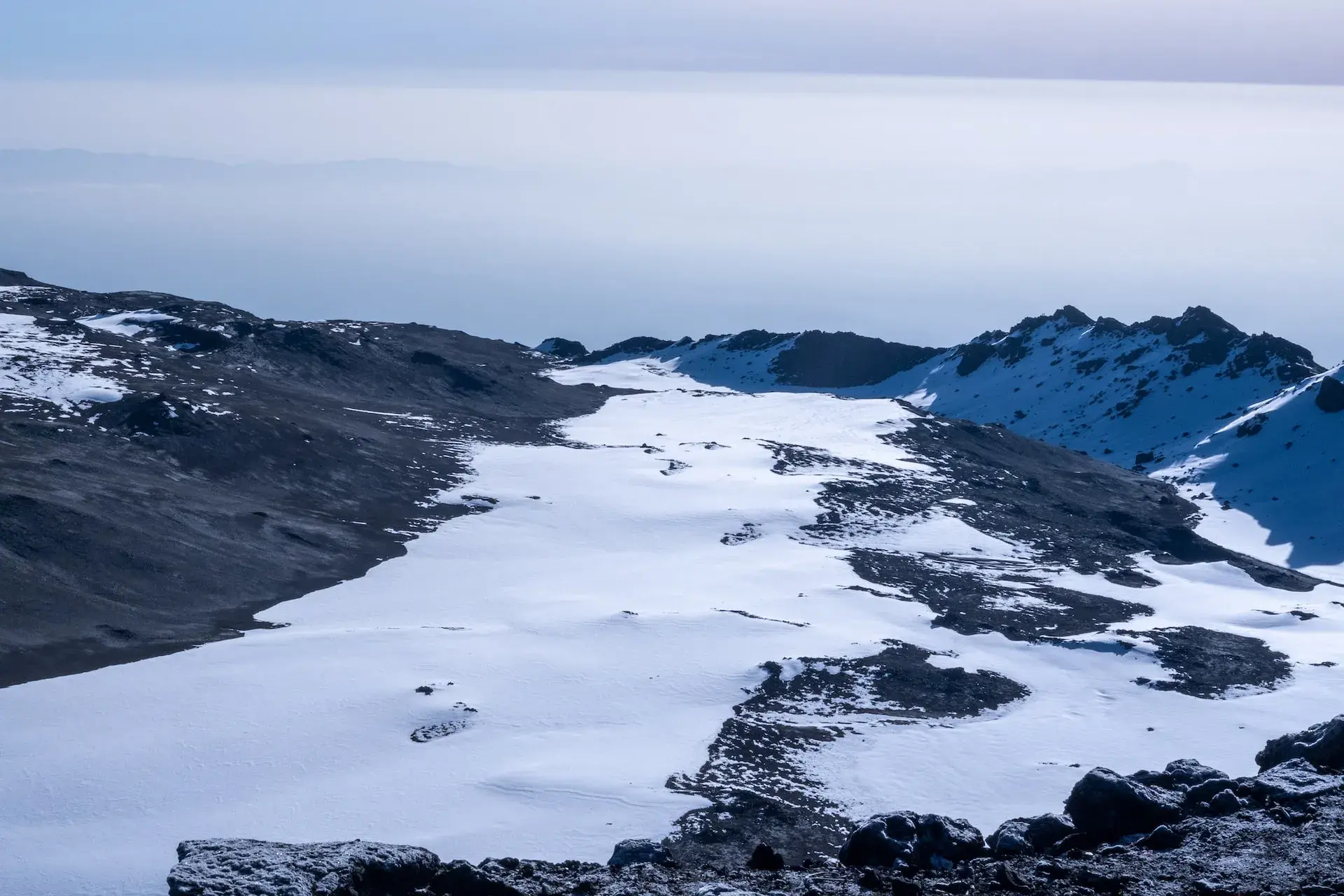 Planinski pejzaž za treking na Kilimandžaru